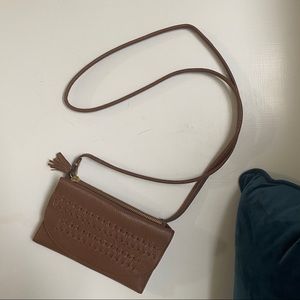 Brown leather Fossil wallet-purse